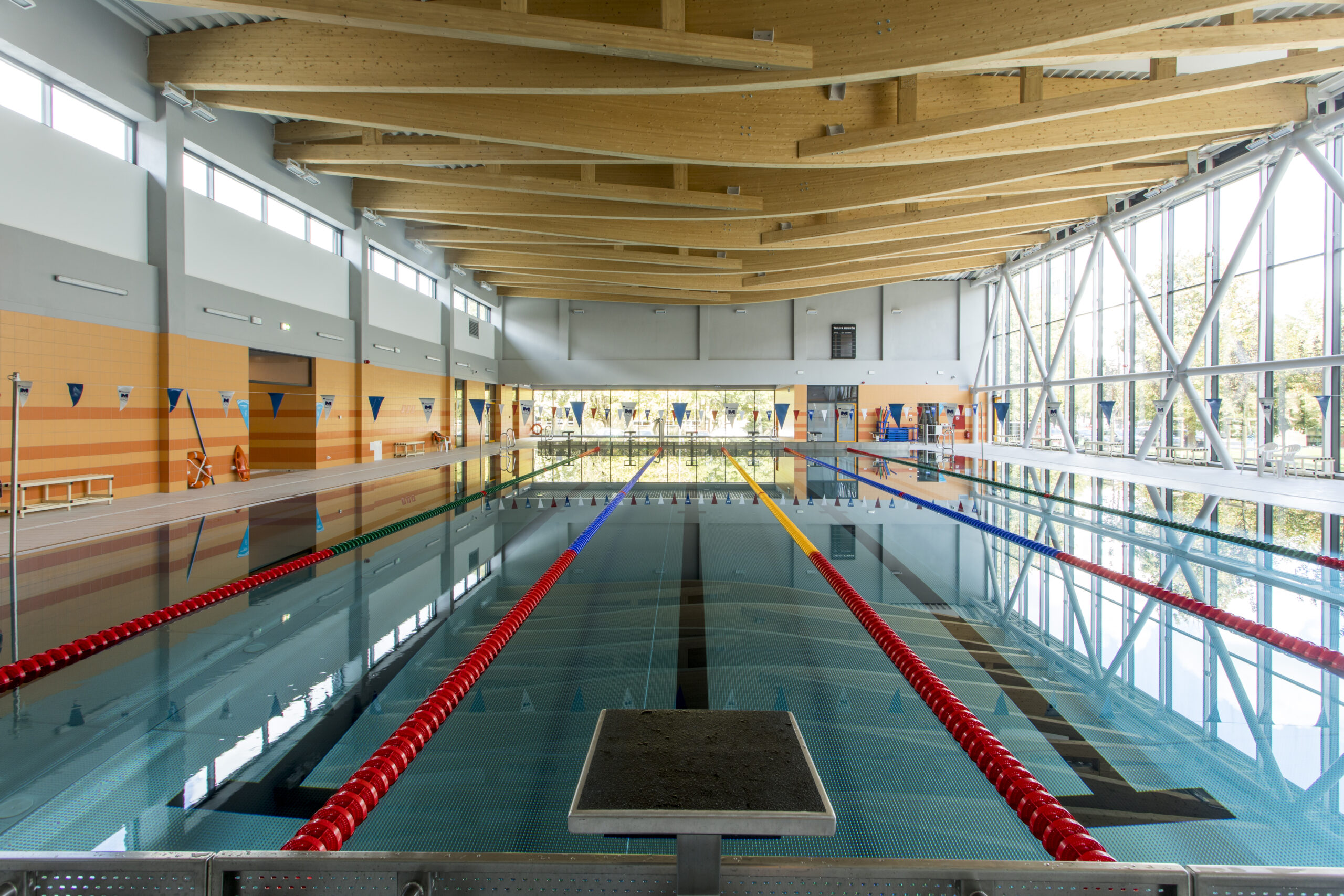 Kryta pływalnia Poznań Rataje - zdjęcie realizacji