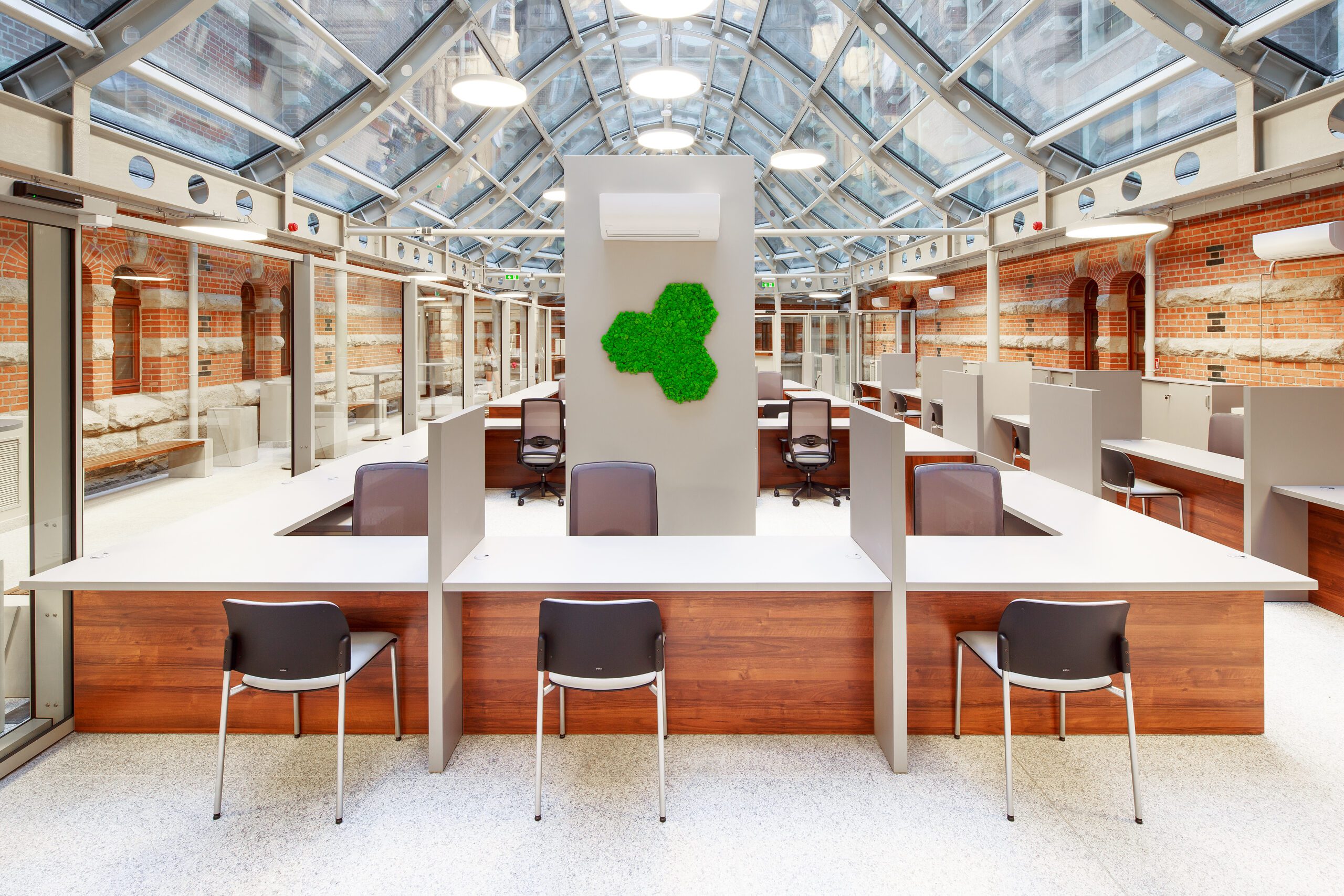 Biuro Obsługi Cudzoziemców UW w Szczecinie - zdjęcie realizacji